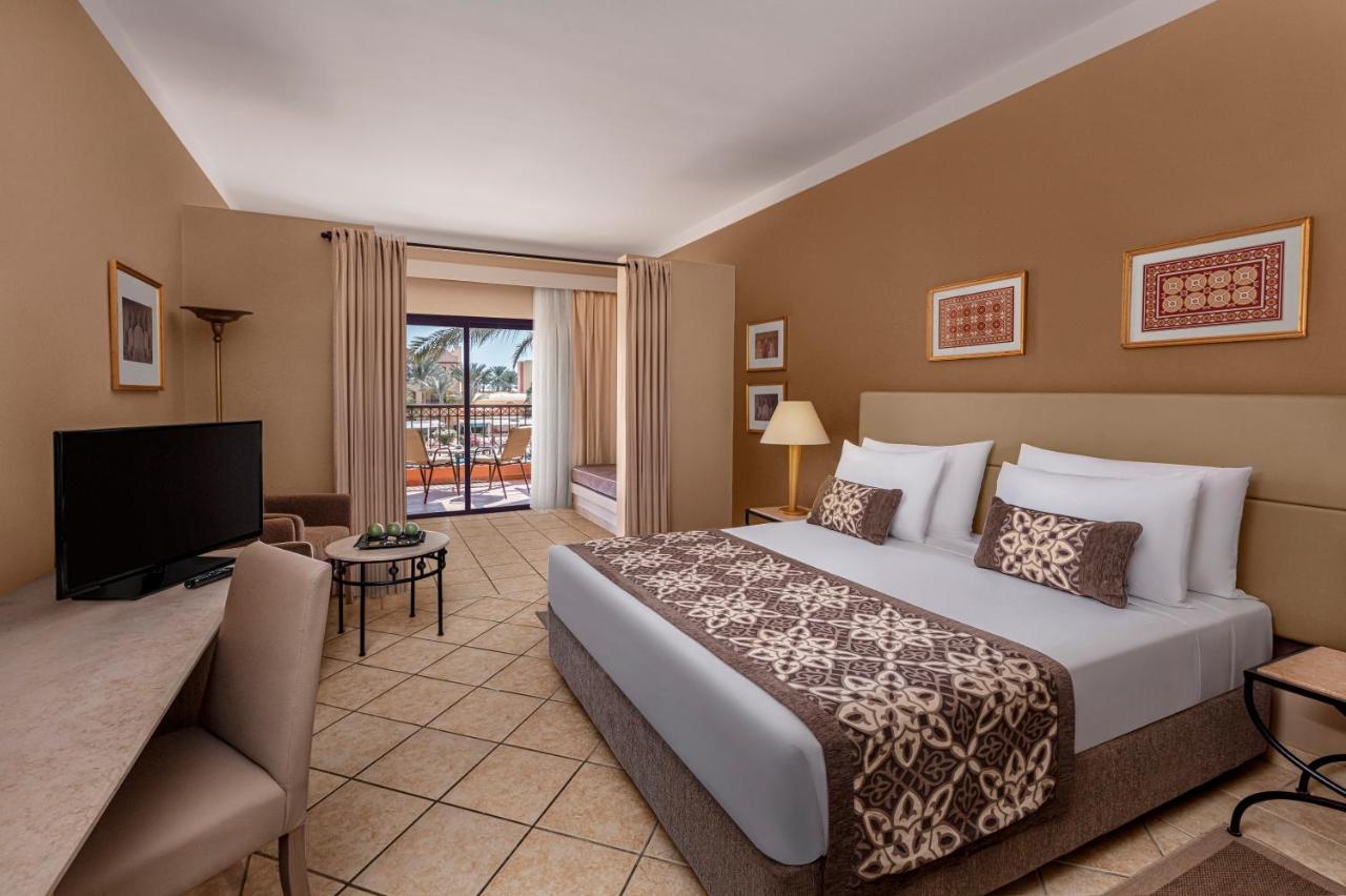Jaz Makadi Saraya Resort Hurghada Exterior photo
